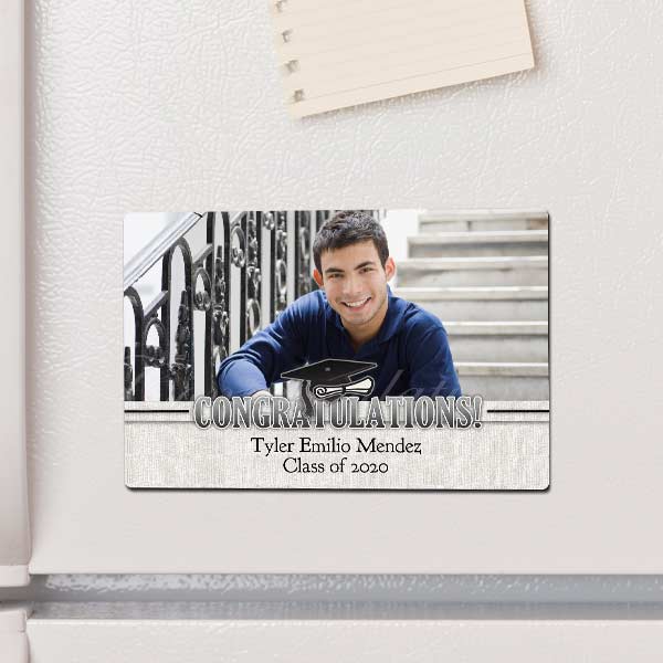 Add character to your fridge and print your favorite photos with our custom magnetic photo prints.