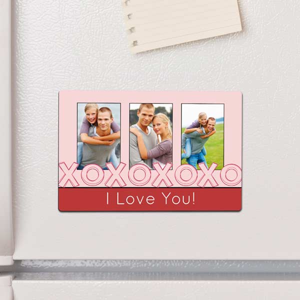 Add character to your fridge and print your favorite photos with our custom magnetic photo prints.