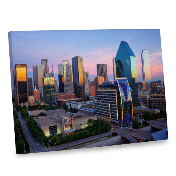 Spice up your home decor with color and elegance with our Dallas skyline canvas.