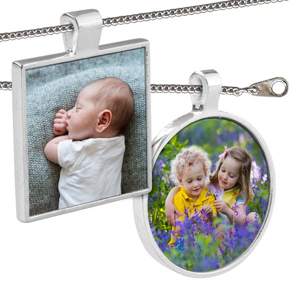 Add your own photo and create a custom necklace with silver chain